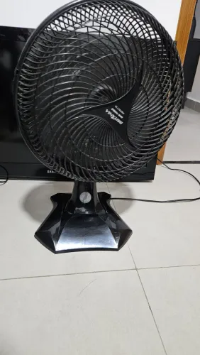 Ventilador de mesa Britânia 60W Turbo