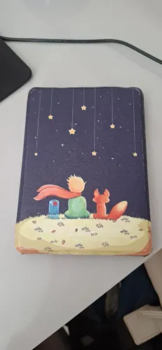 Kindle 10ª Geração com Iluminação Embutida + Capa Luxo Pequeno Príncipe