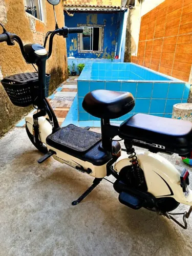 BICICLETA ELÉTRICA, ECONÔMICA, PERFEITAMENTE NAO PRECISA DE CNH