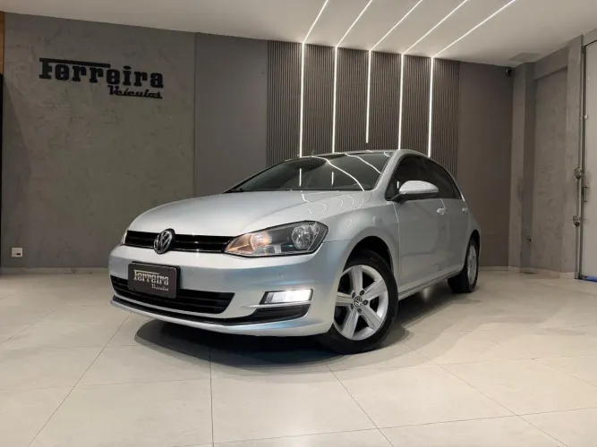 Volkswagen Golf Highline 1.4 TSI Total Flex Aut. 2014