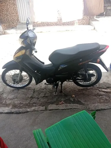 Honda Biz 100 ES 2014 Cor preta Completa