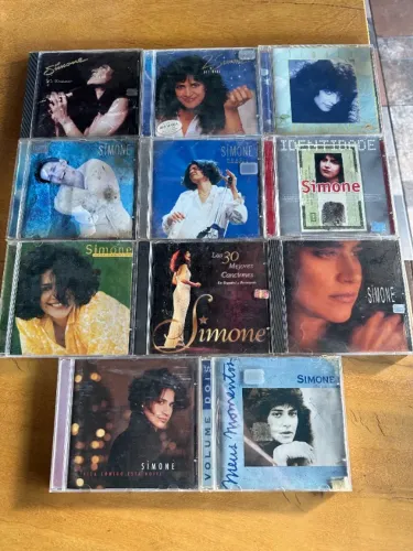 Simone - Lote c/ 12 CDS