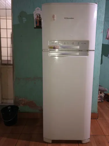 GELADEIRA ELECTROLUX (430 LITROS)