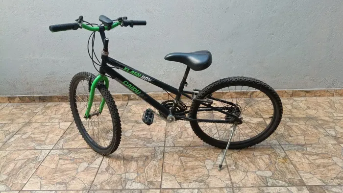 Bicicleta Aro 24 com marcha