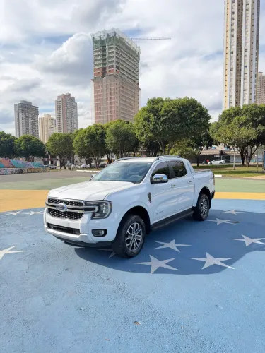 Ford Ranger Limited 3.0 V6 4X4 CD TB Die. AUT 2024