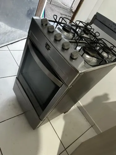 ? FOGÃO 4 BOCAS COM FORNO - OPORTUNIDADE ?