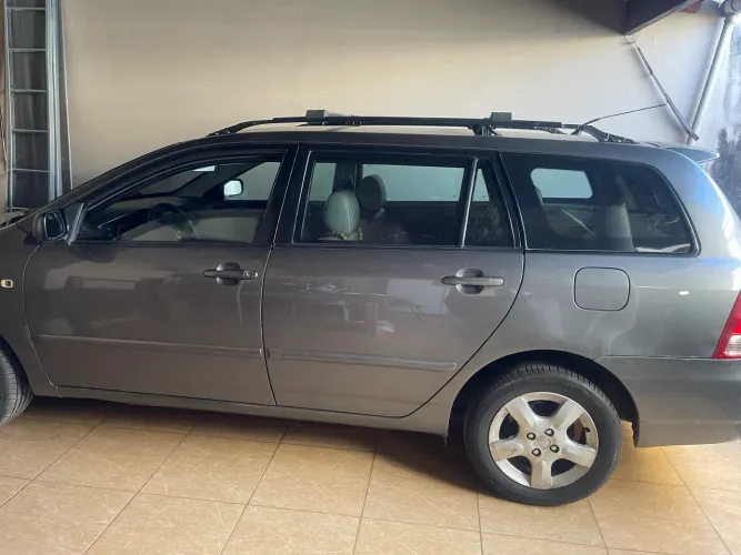 Toyota Corolla Fielder SW 1.8/1.8 XEI Flex Aut. 2005