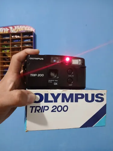 Câmera analógica Olympus Trip 200 linda