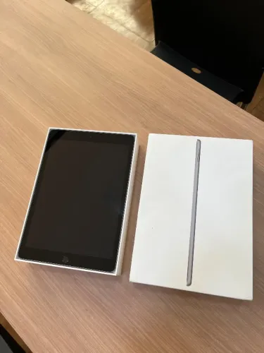 X1 NO SHOPPING - iPad 9 64GB 