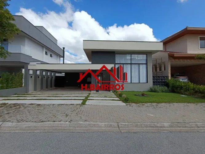 Casa Térrea 03 Suítes à VENDA - Condomínio Monte Carlo - Urbanova SJC