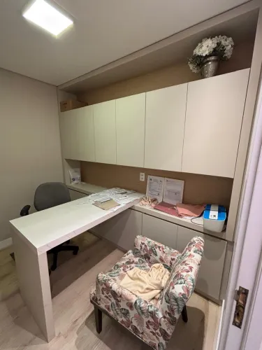 Armário planejado + balcão em MDF