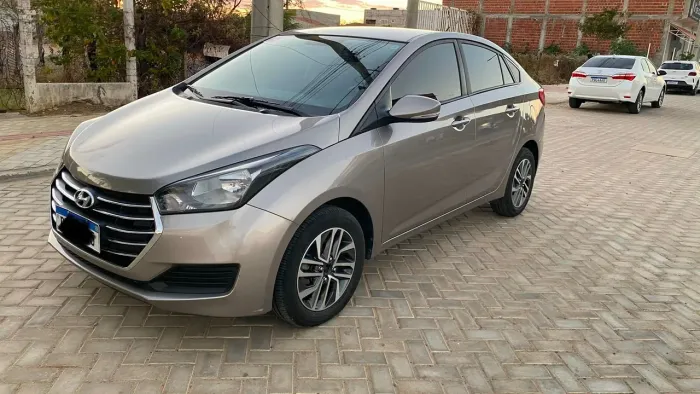 Hyundai HB20S C.plus/c.style 1.6 Flex 16V Mec.4p 2018