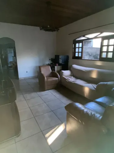 Soobrado 230 com 3 dormitórios 2 vagas 3 banheiro Jardim Colônia Ribeiro Pires estuda Perm
