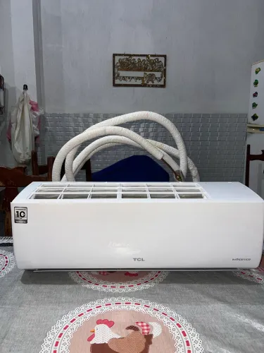 Ar Condicionado TCL 9000 Btu/H Split inverter Hi-Wall