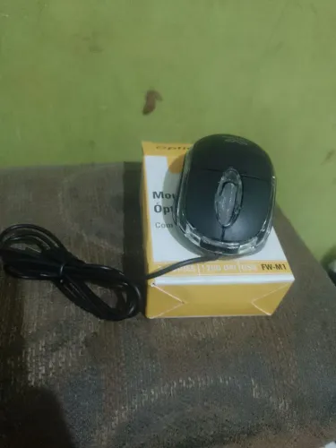 Vendo mouse novinho na caixa mouse óptico com fio 3 botões 1200 dpi USB fw-m1 300 1200 dpi