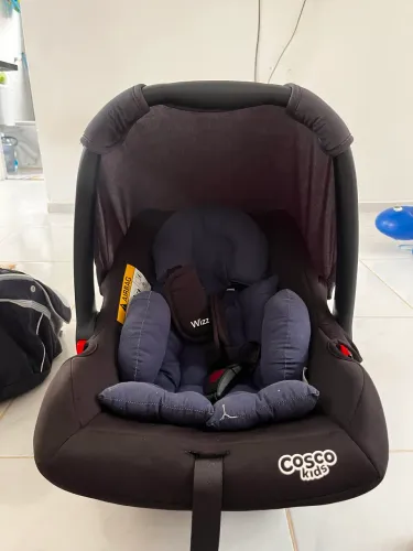 Bebê conforto CoscoKids