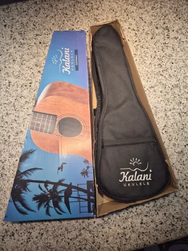 Ukulele Kalani (nunca usado)