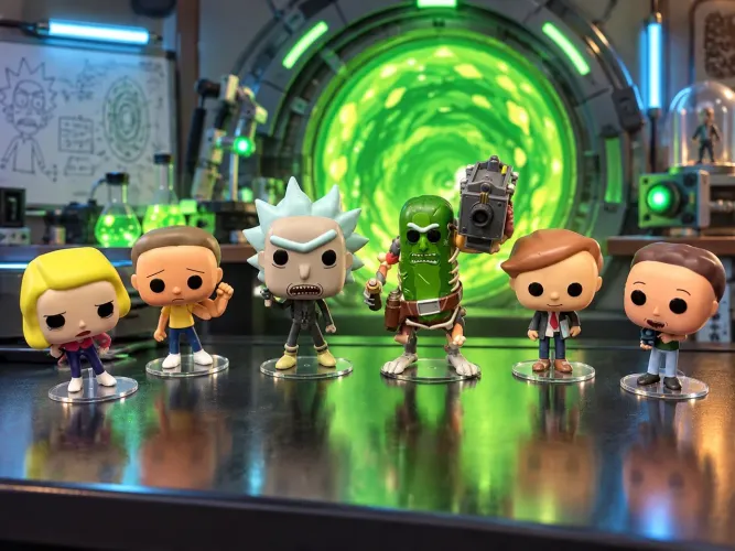 Rick and Morty - Coleção com 6 Bonecos Colecionáveis - Excelente Estado
