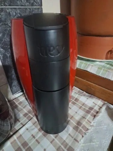 Cafeteira Love expresso cápsulas