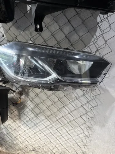 Farol Polo full Led 