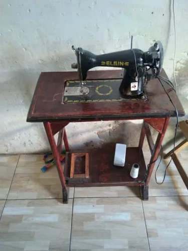 Máquina de costura