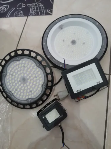 Luminárias  Led  100w 150w e 200w 