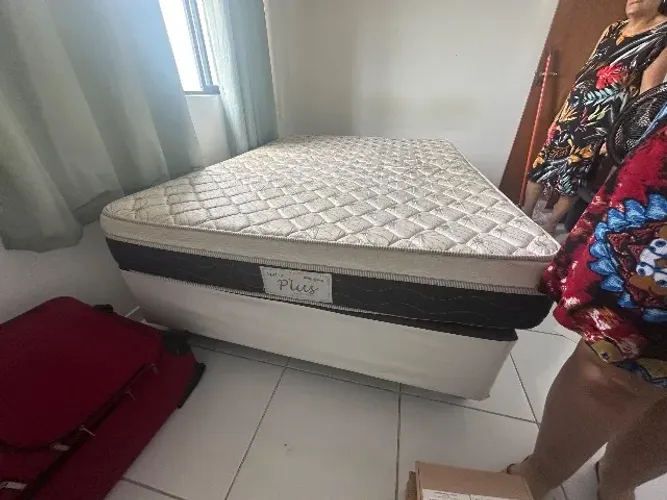 Cama de casal box + colchão
