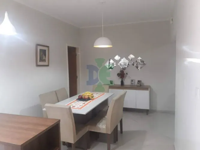 Casa à Venda no Jardim Santa Maria Conforto e Espaço para sua Família