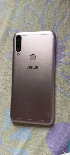 Asus Zenfone shot plus com mancha na tela mas funcionando perfeitamente!