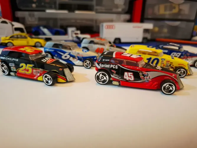 Miniaturas 1:64 lote com 6 Phaeton Nascar!!! Rara Oportunidade!!!