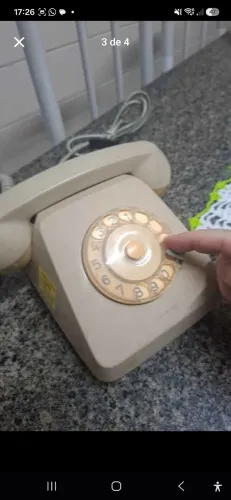 Telefone ? antigo