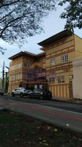 Comercial/Industrial com 5 sala(s) no bairro Centro em Cuiabá - MT