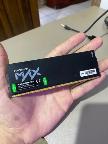 Memória Ram Ddr4 De 16gb 3600mhz
