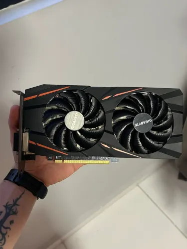 RX 570 4GB Gigabyte