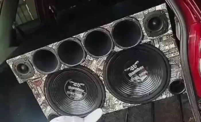 Vendo caixa completa pra quem gosta