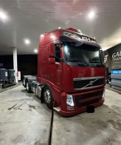volvo fh 440 6x2 2011 globetrotter.
