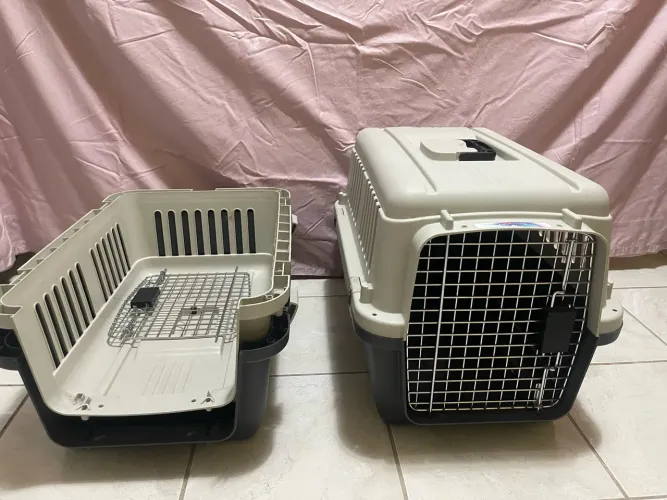 2 Caixas de transporte para cães e gatos padrão IATA