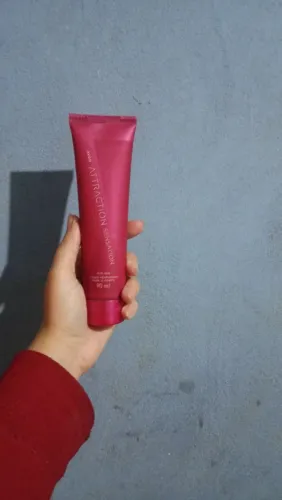 Loção corporal Attraction Seduction Avon 