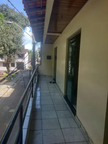 Alugo casa nos ALTOS na Marambaia 