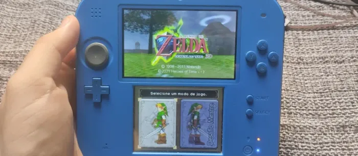 Nintendo 2DS Desbloqueado + R4 Gold Pro