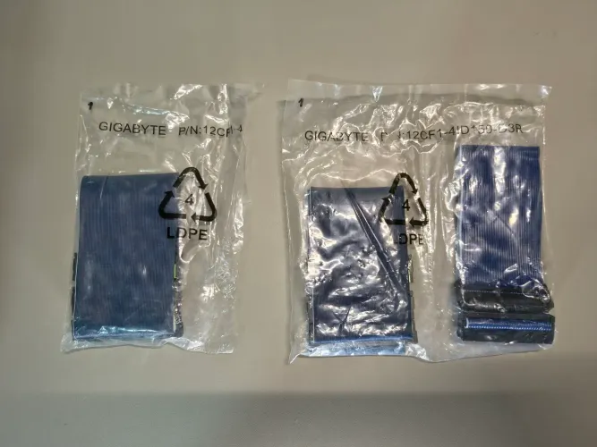 Kit com dois cabos flat IDE e um para drive de disquete - NOVO LACRADO - cód.1