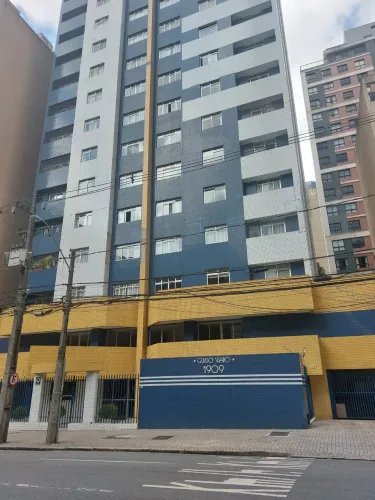 APARTAMENTO com 2 dormitórios à venda com 76.44m² por R$ 670.000,00 no bairro Centro - CUR