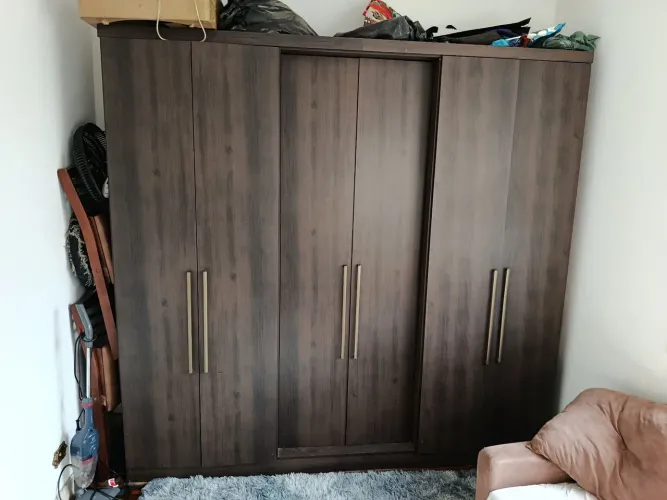 Guarda Roupa 6 portas