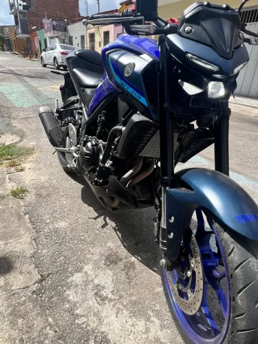 Mt 03 moto nova revisada baixa quilometragem revisões toda na concessionária
