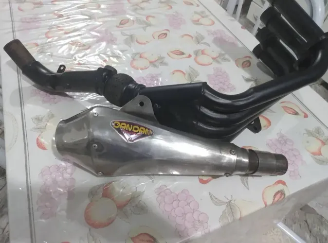 Escapamento esportivo para moto Hornet 600. Top
