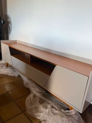 Rack de sala, como novo, sem marcas de uso