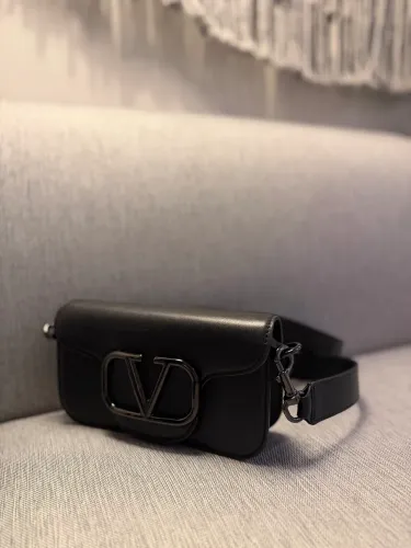 Bolsa Valentino original acompanha NF