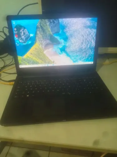 Notebook Dell DDR4 12g memória i3 da 6 geração HD de 1tb tela ok teclado ok bateria ok