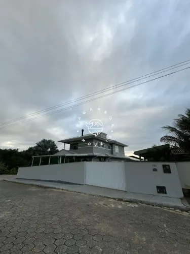 Casa de Alto Padrão em Caldas da Imperatriz