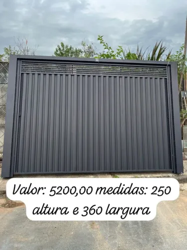 Vende-se portão